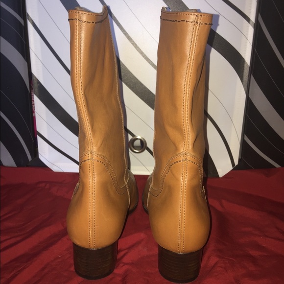 Manolo Blahnik Brown Boots - Picture 4 of 7